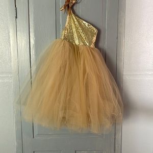 Off the solder dress for kids